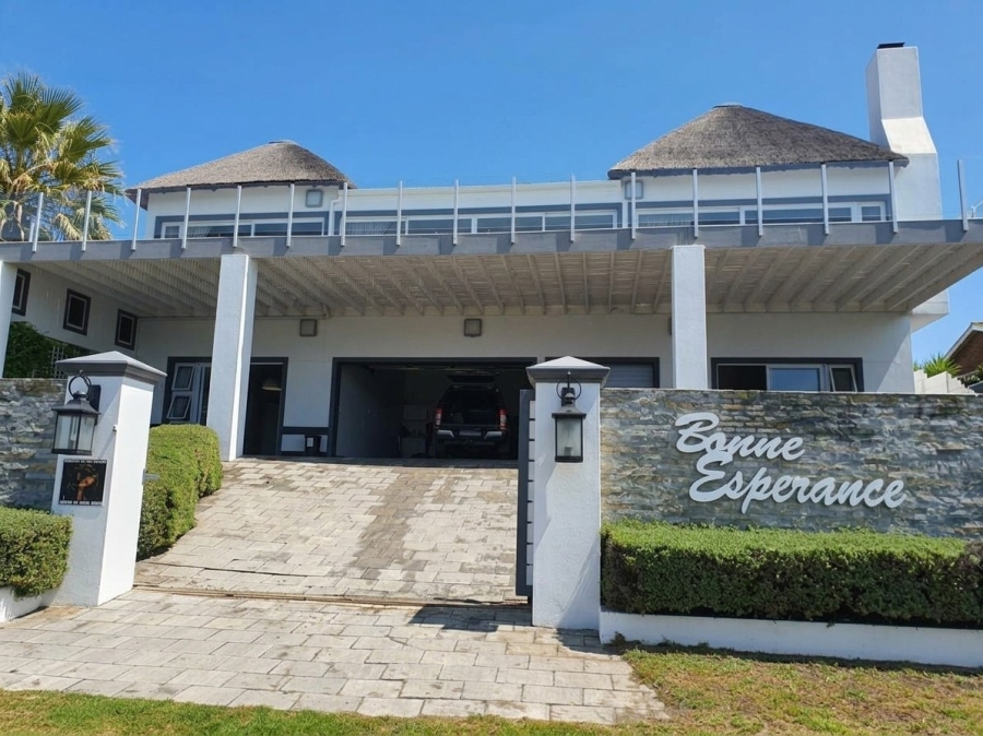 3 Bedroom Property for Sale in Cannon Rocks Eastern Cape